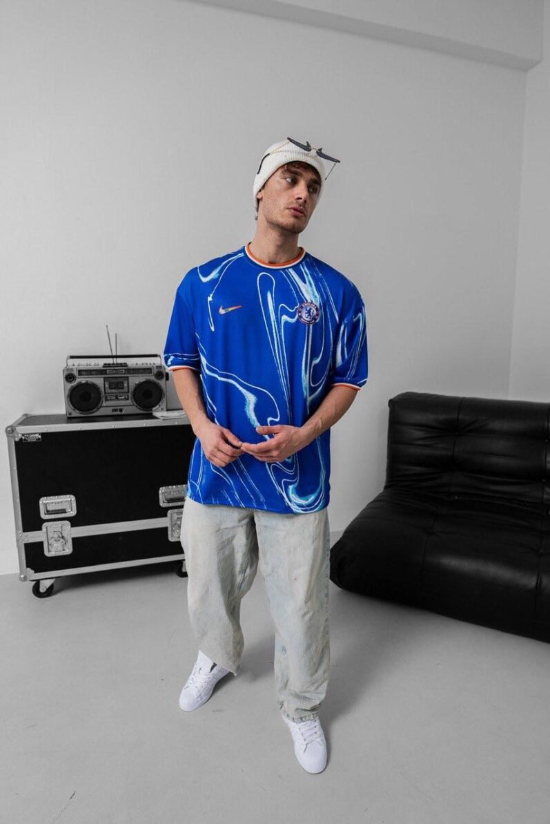 CHELSEA TEE