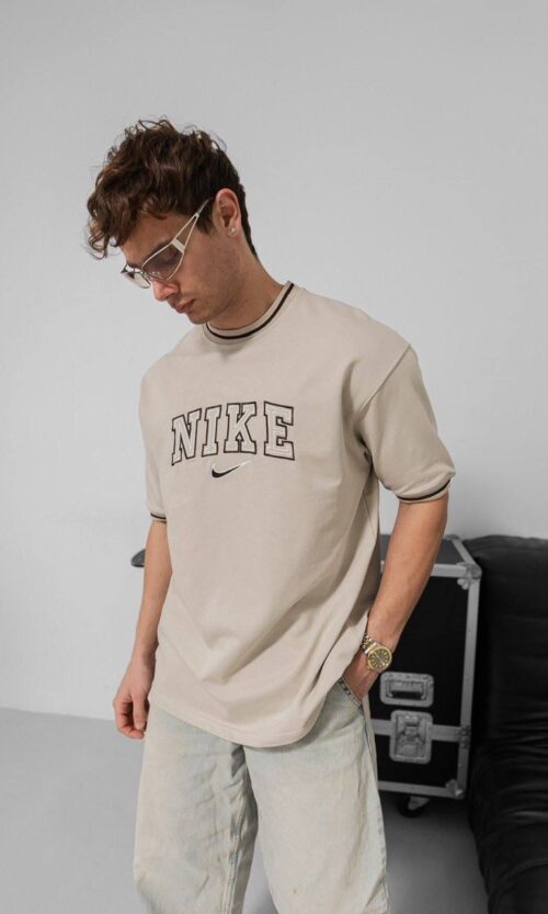 NIKE TEE