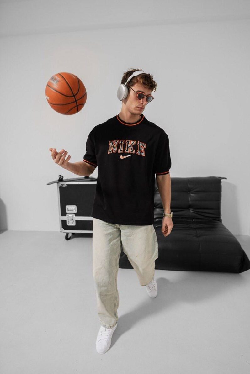 NIKE TEE